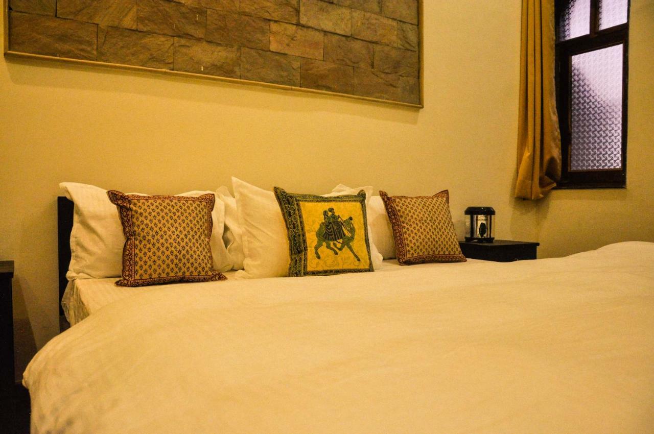 Hotel Vamdev Fort Puskár Kültér fotó